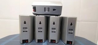Conjuntos de altavoces Thomson y Akai
