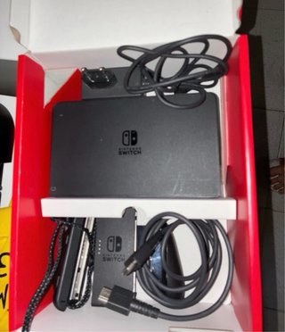 Nintendo Switch OLED y accesorios