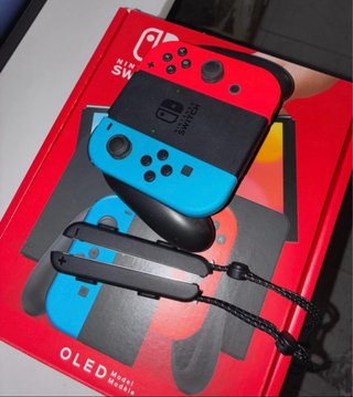 Nintendo Switch OLED y accesorios