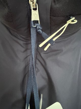 Chaqueta Moncler Talla L Nueva