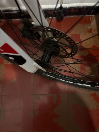 Bicicleta B-Pro Montaña Negra y Roja