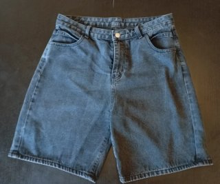 Bermudas vaqueras negras