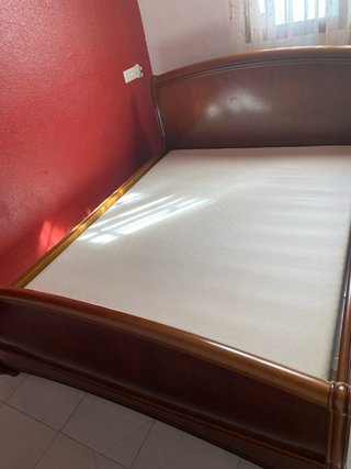 Somier Base Tapizada Madera Cerezo.