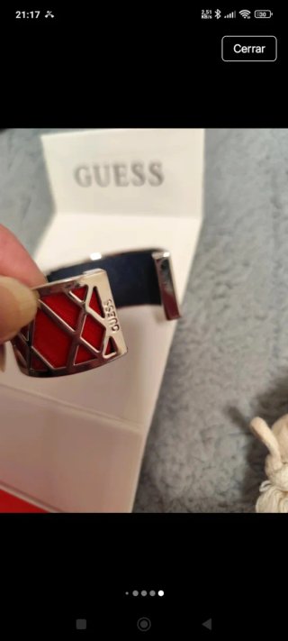 Brazalete Guess Plata y Rojo