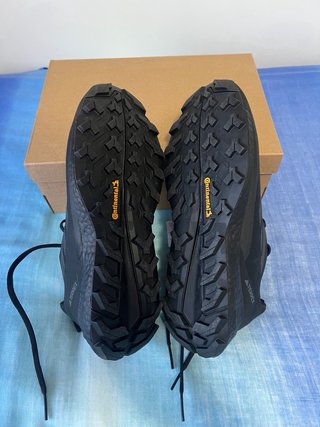 Zapatillas Adidas Terrex Gore-Tex T-42 *NUEVAS*