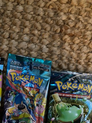 Lote Pokémon: Sobres, Cartas y Revista