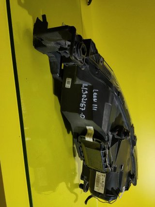 FARO DELANTERO DERECHO SEAT LEON III