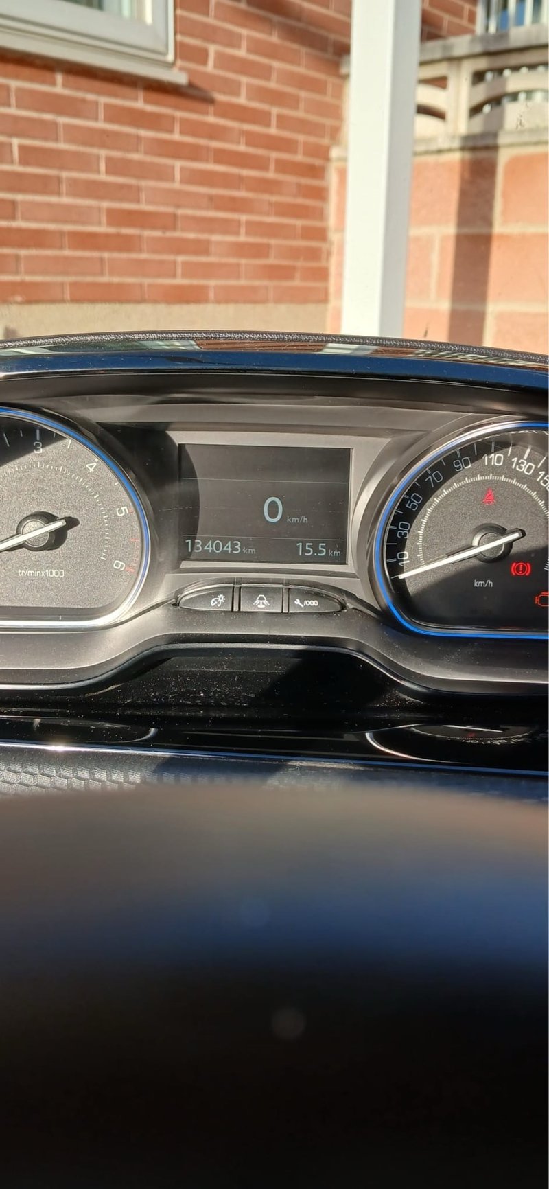 Peugeot 2008 2015 - foto 1