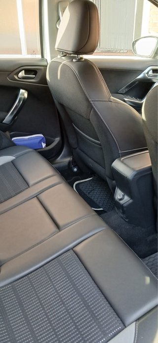 Peugeot 2008 2015