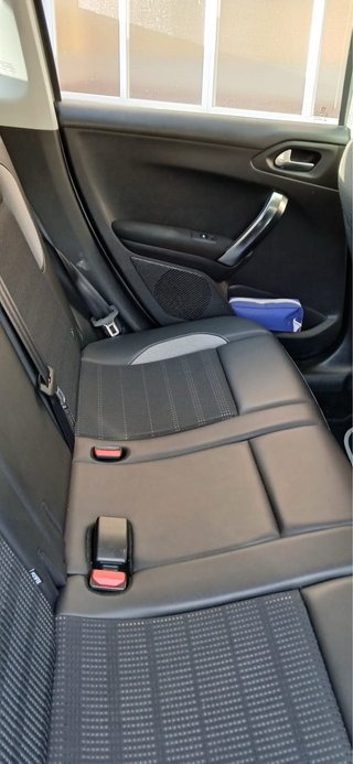 Peugeot 2008 2015