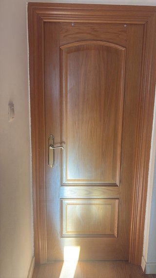 Conjunto de 5 puertas de madera