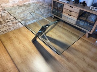 Mesa Comedor Cristal