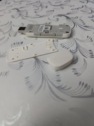 Módem USB Huawei E3372s 4G Yoigo