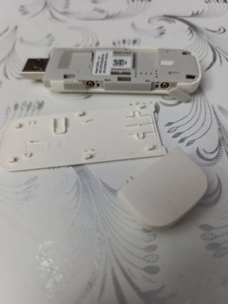 Módem USB Huawei E3372s 4G Yoigo