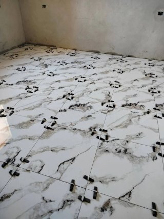 Servicios de reforma: azulejos, pintura, pladur