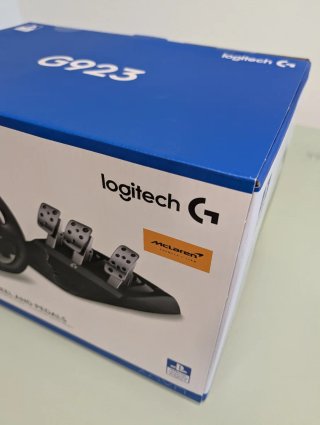 Volante Logitech G923 TRUEFORCE PS5 PS4 Nuevo