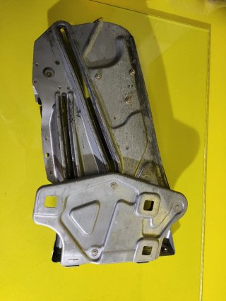 ELEVALUNAS TRASERO IZQUIERDO PEUGEOT 307 CC