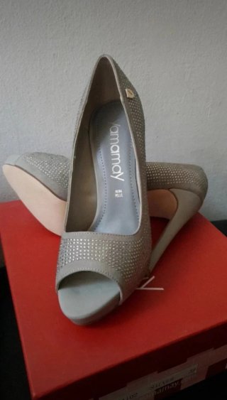 Scarpe tacco alto con strass Tg.39