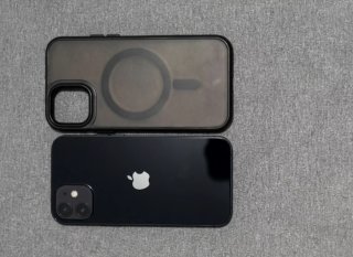 iPhone 12 Negro + Cargador y Cable USB-C