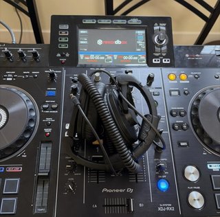 Pioneer XDJ-RX2 + Maleta