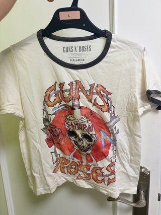 Camiseta Guns N' Roses Pull&Bear Talla s