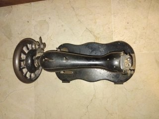 Máquina de coser Singer antigua