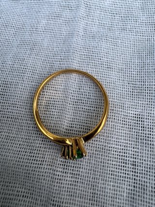 Anillo Vintage Chapado Oro con Piedras Verdes