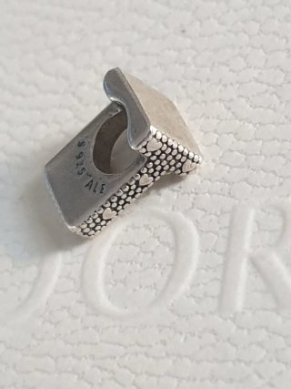 Charm Lettera T Pandora Argento
