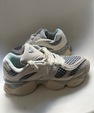 New Balance 9060 Talla 41.5 (26cm)