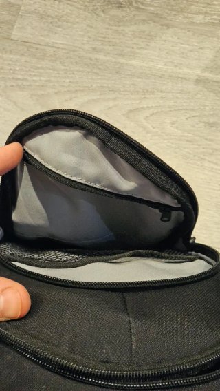 Bandolera Case Logic Negra