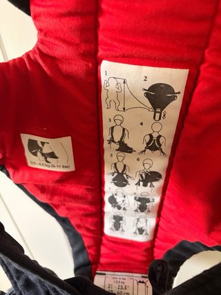 Mochila Portabebés Babybjörn Negra.