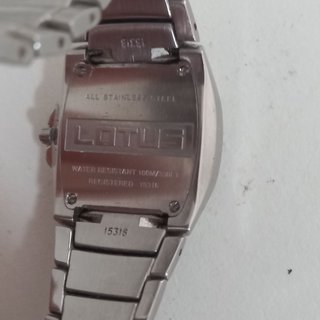 Reloj Lotus Mujer 15316, Esfera Roja, con caja