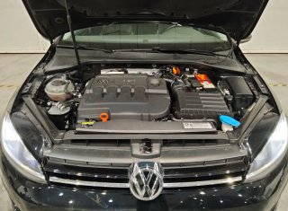 Volkswagen Golf VII Highline