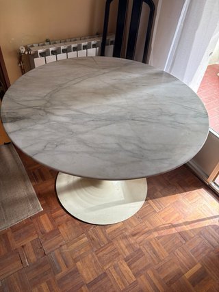 Mesa redonda mármol