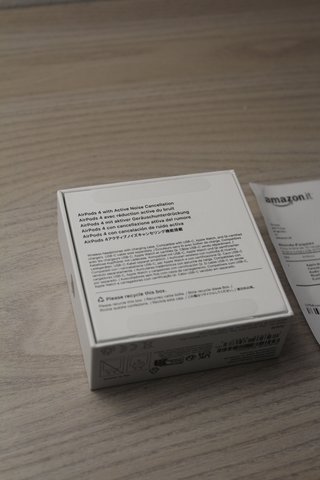 AirPods 4 ANC Apple