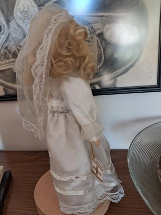 Muñeca porcelana comunión vintage