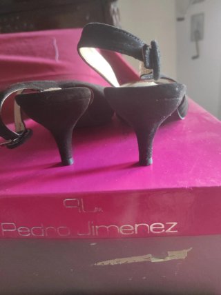 Scarpe décolleté slingback nere scamosciate Buonar