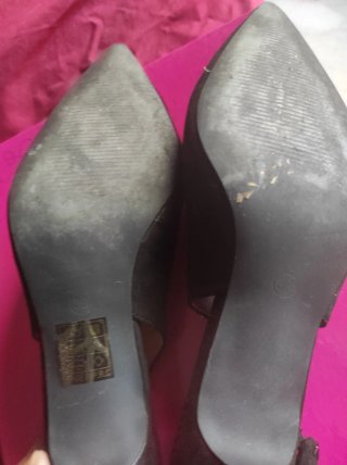 Scarpe décolleté slingback nere scamosciate Buonar