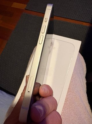 iPhone 13 Blanco nuevo 93% Salud de batería