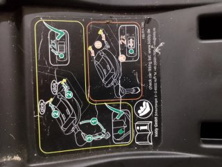 Seggiolino auto con base Isofix e piedistallo
