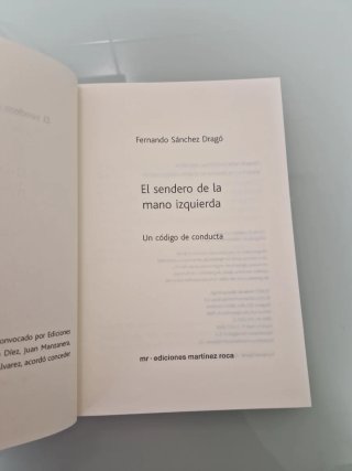 El sendero de la mano izquierda