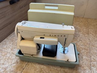 Máquina de coser Singer 247 Vintage