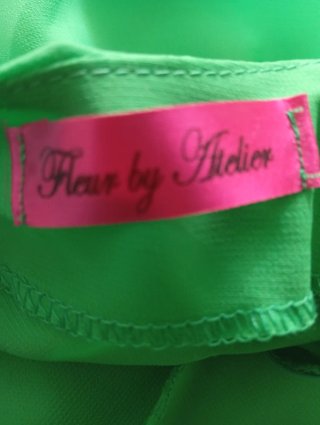 Vestido verde con flecos