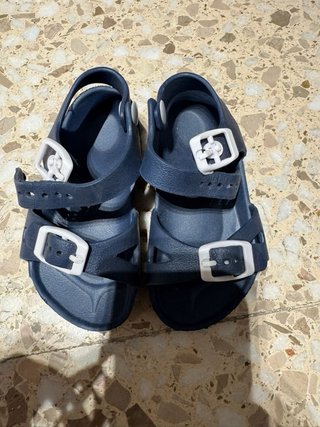 Zapatos de niño