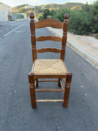 Pack de Sillas de Madera