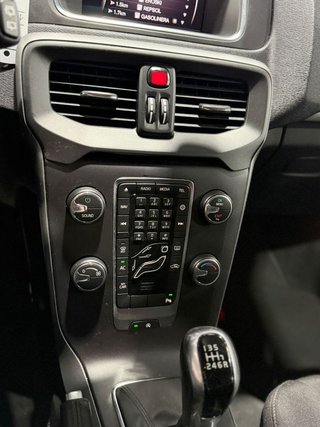 Volvo V40  2.0 D2 LED-Xenon Navi Klima PDC ...