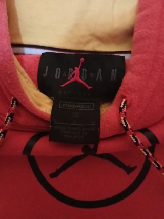 Vendo sudadera Jordan Naranja auténtica