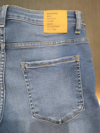 Bermuda tejana hombre azul