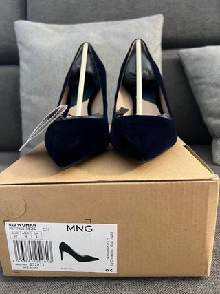 Zapatos de tacón Mango Negros  talla 37