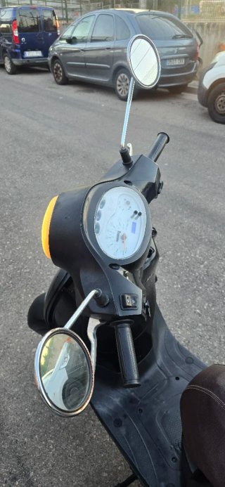 Moto SYM Fiddle 3 Scooter 2014 Negra
